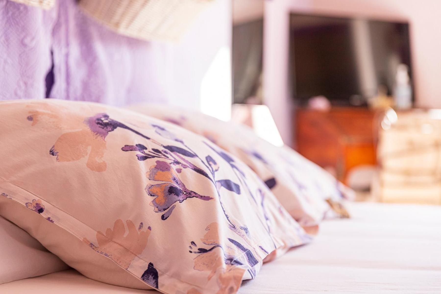 La Bastide Des Roses Bed and Breakfast Saint-Julien-d'Asse Buitenkant foto
